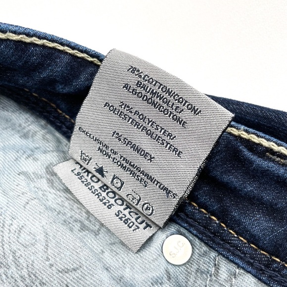 30x33 Aiko Silver Jeans - Picture 6 of 9